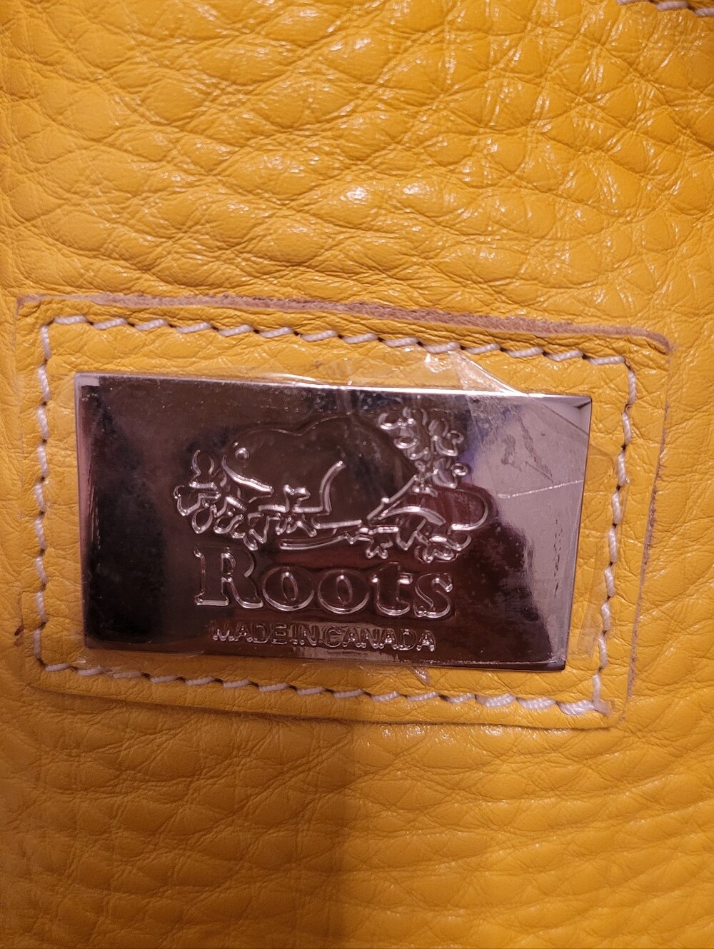 NWOT Roots French leather tote, Yellow/white - Picture 9 of 10